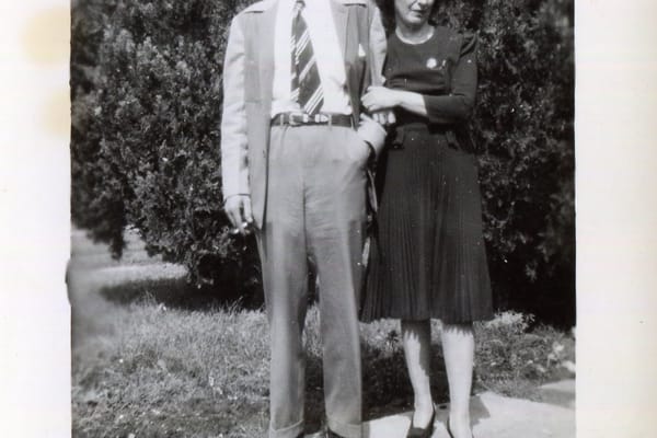 Photo of Bombi Dausin